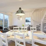 Hus Karibu Ferienhaus *