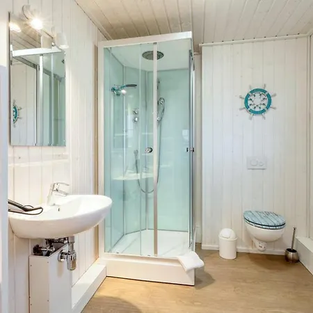 Hus Karibu فاندليتس