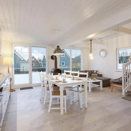 Hus Karibu بيت للعطل