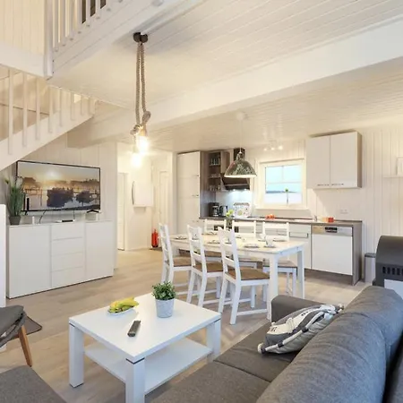 Holiday home Hus Karibu