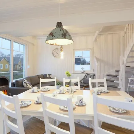 Hus Karibu Holiday home *