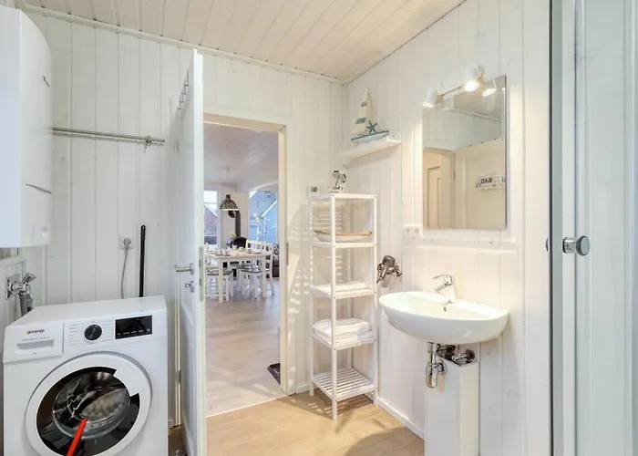 Holiday home Hus Karibu *