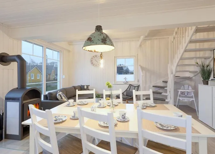 Hus Karibu Holiday home *